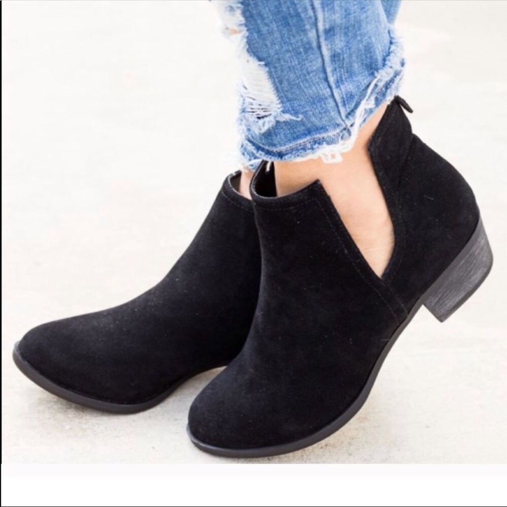 Ankle boots